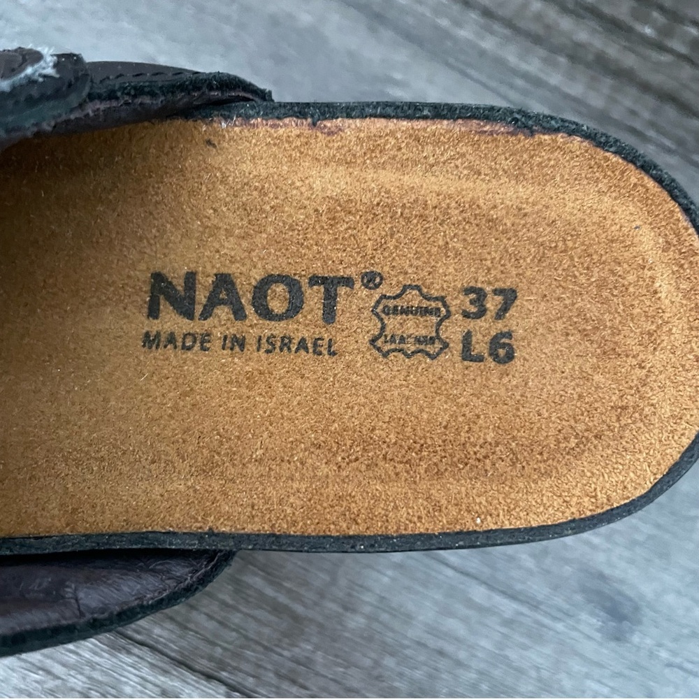 Naot Adore Ink Leather/Armor Genuine Leather Solid Black Slip On Clogs Mules - Picture 6 of 6